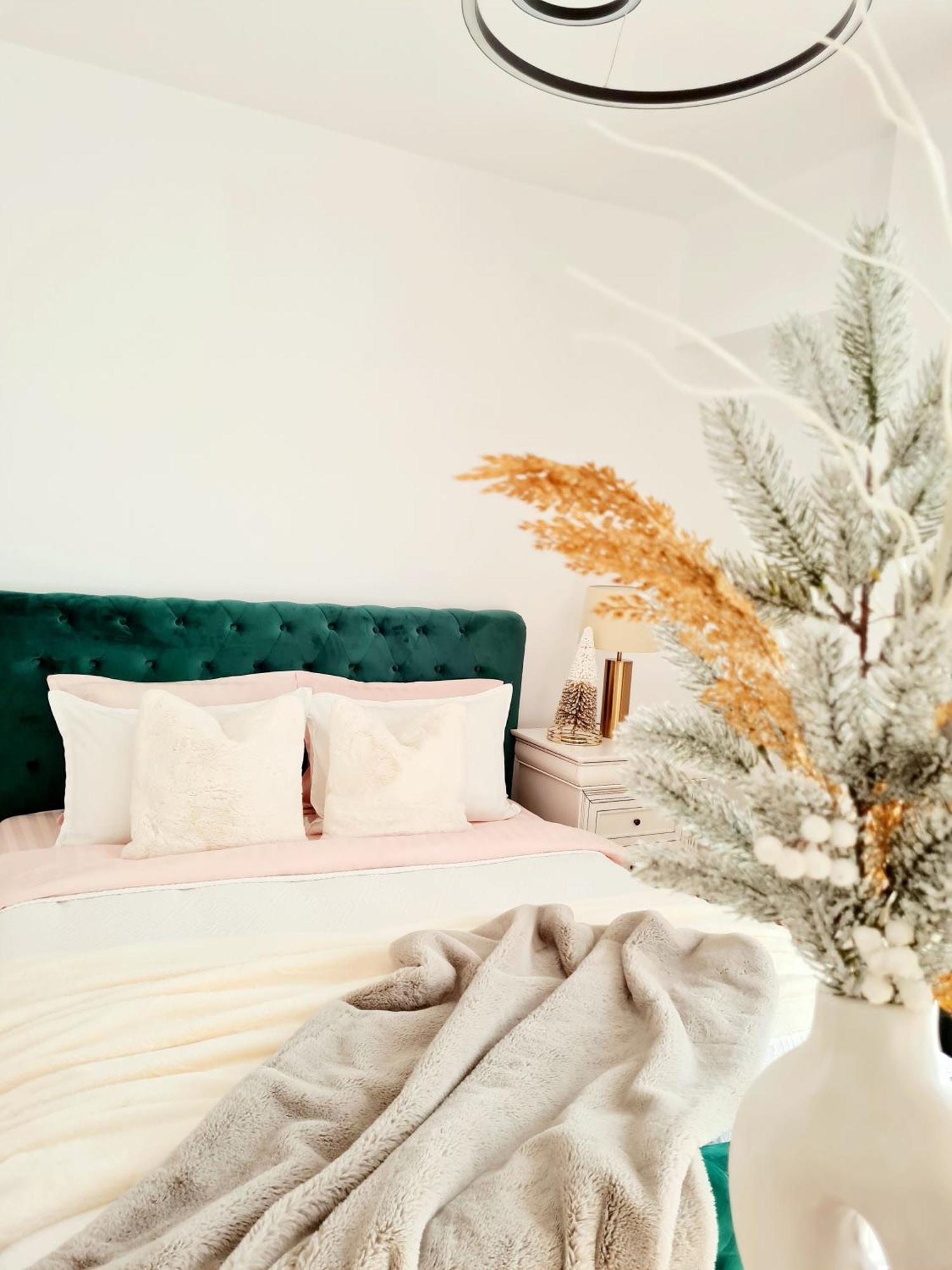 Penthouse Aeroport Iasi Apartment Екстериор снимка