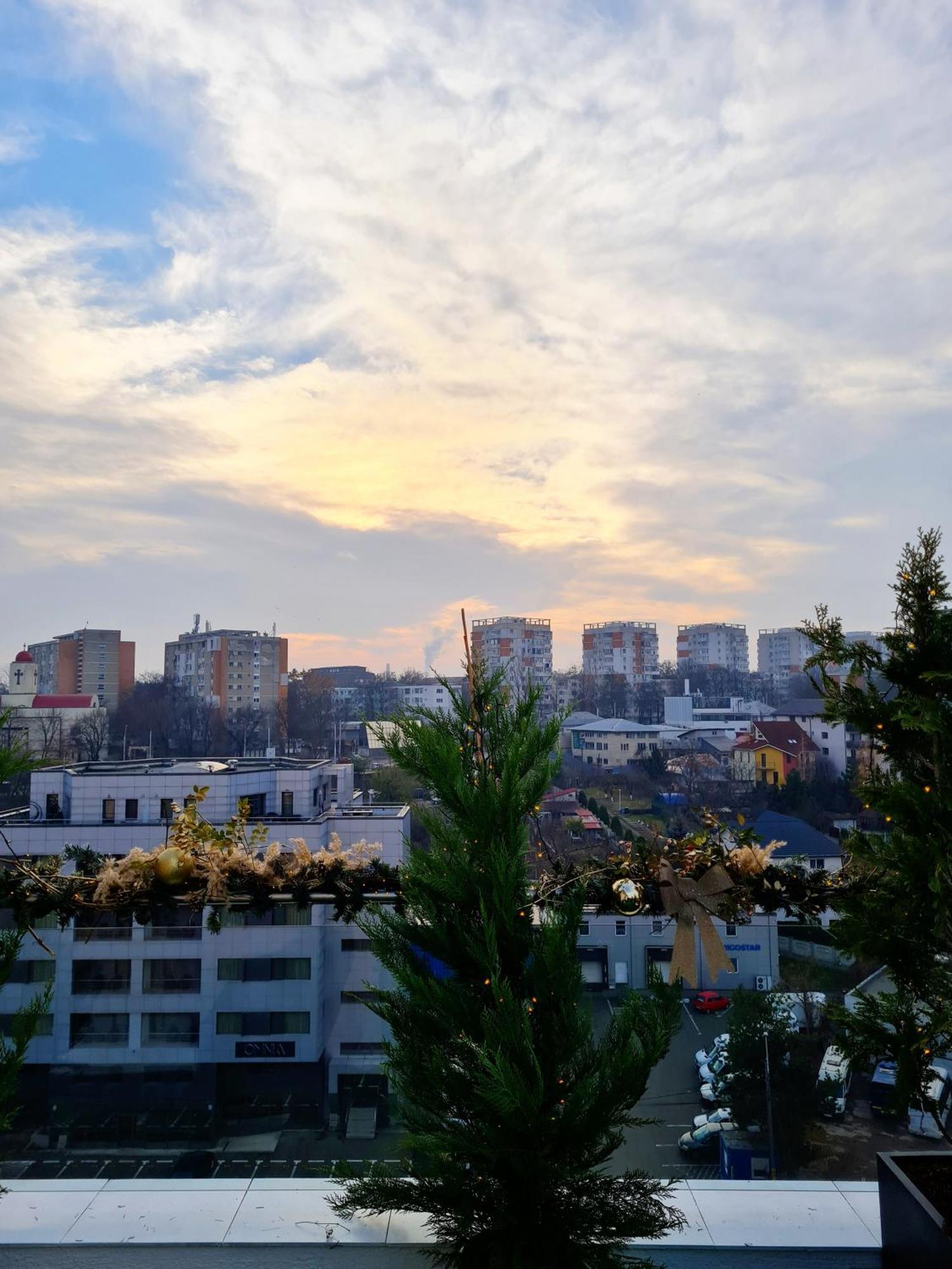 Penthouse Aeroport Iasi Apartment Екстериор снимка