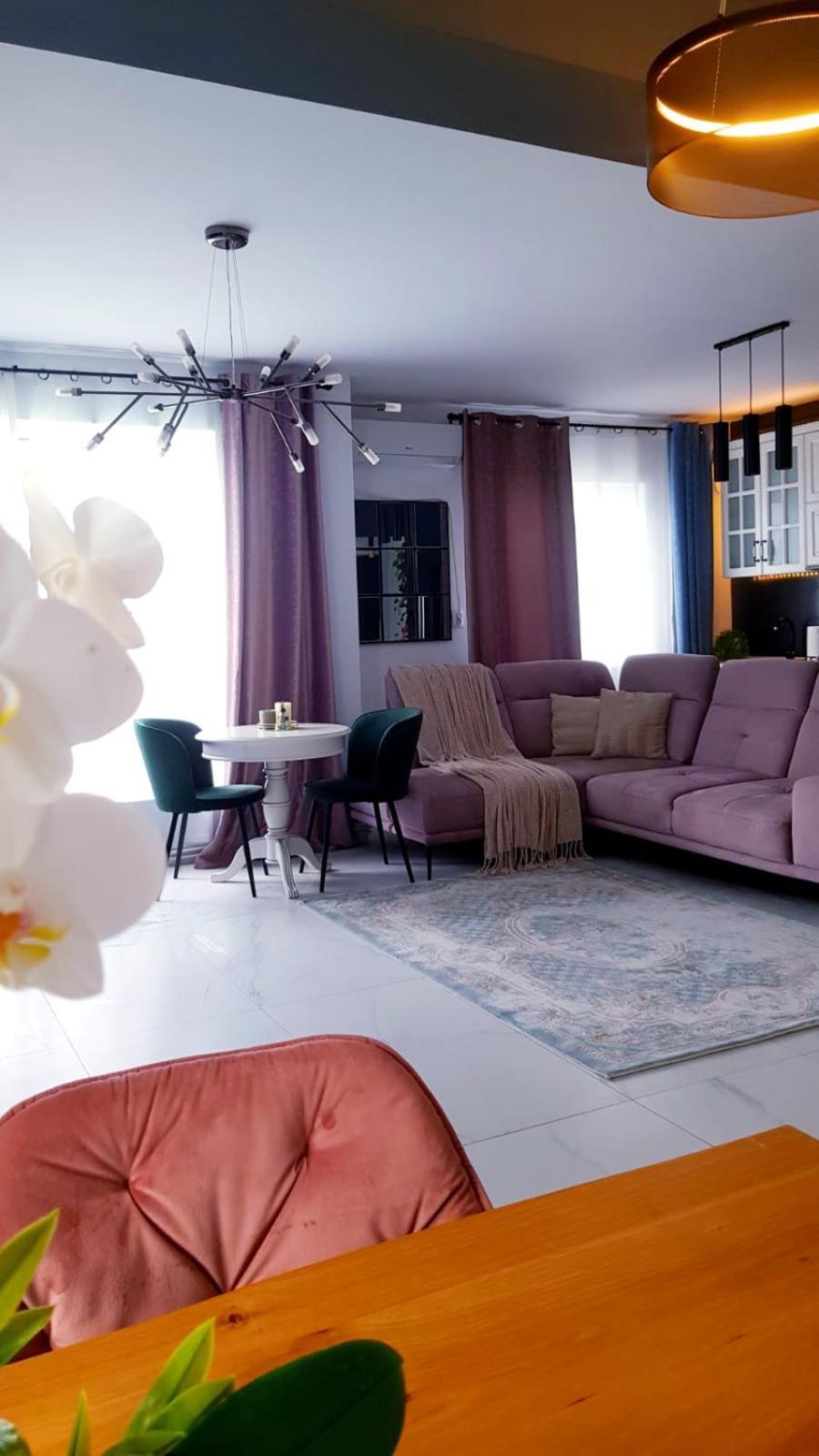Penthouse Aeroport Iasi Apartment Екстериор снимка